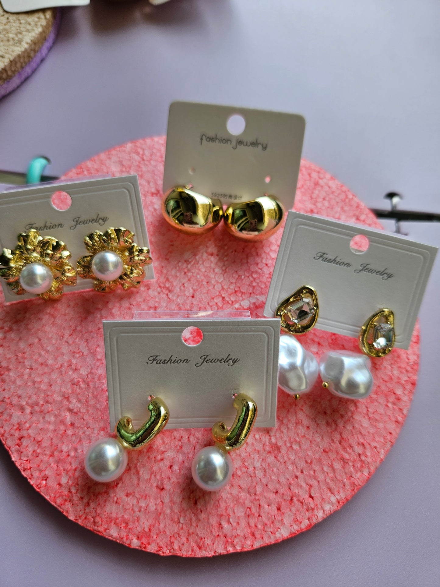 Single earrings