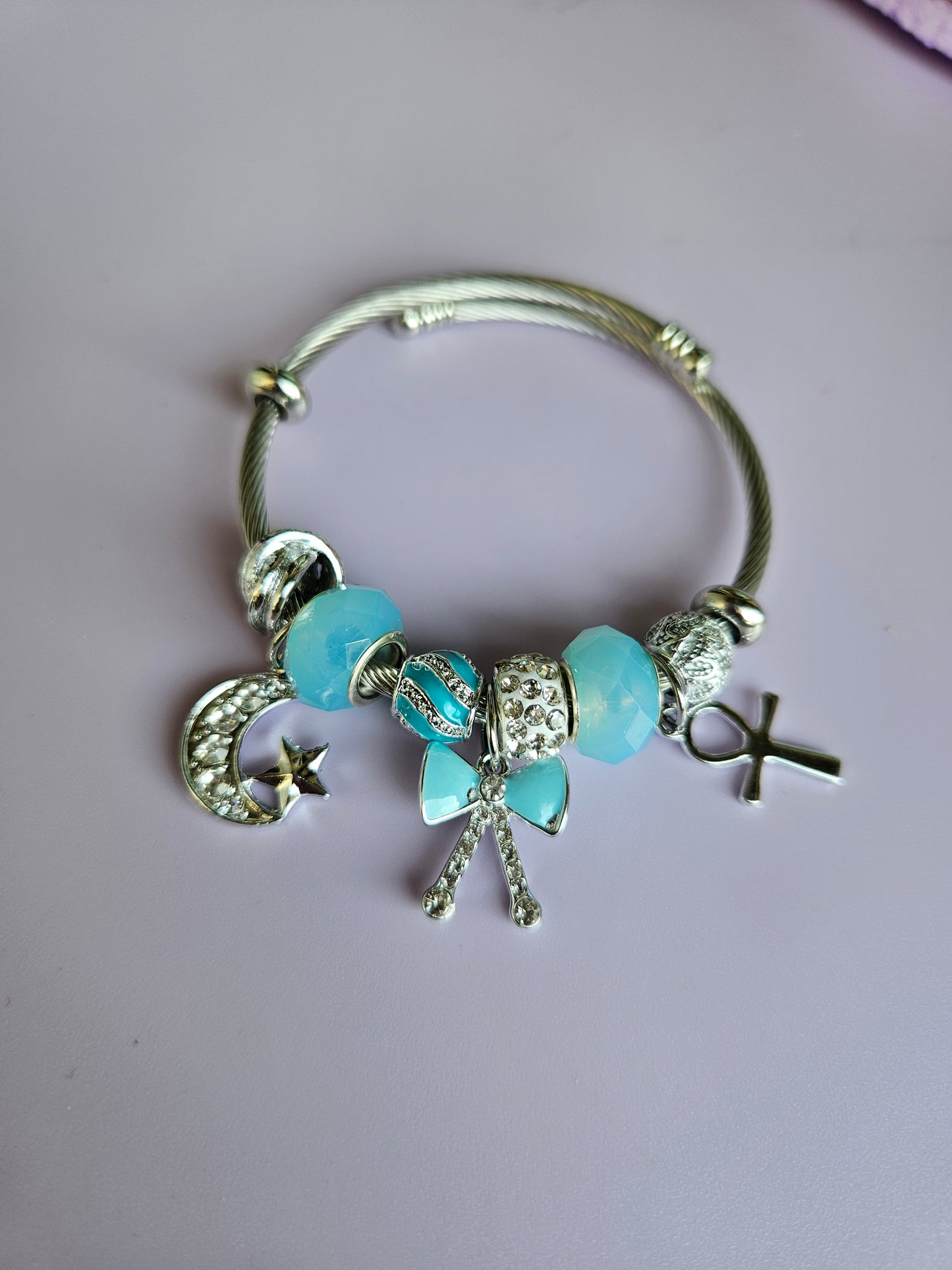 Claires bracelet